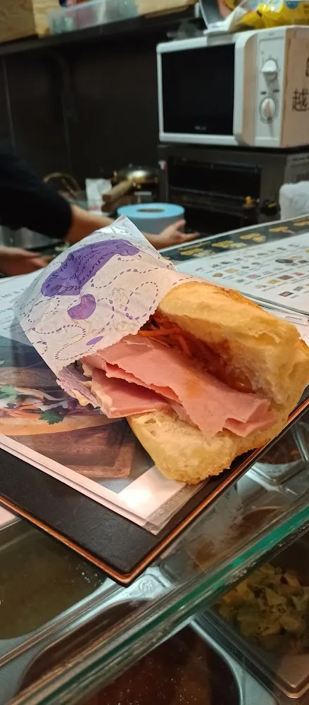 Sandwiches de Jamón Agridulce Vietnamita